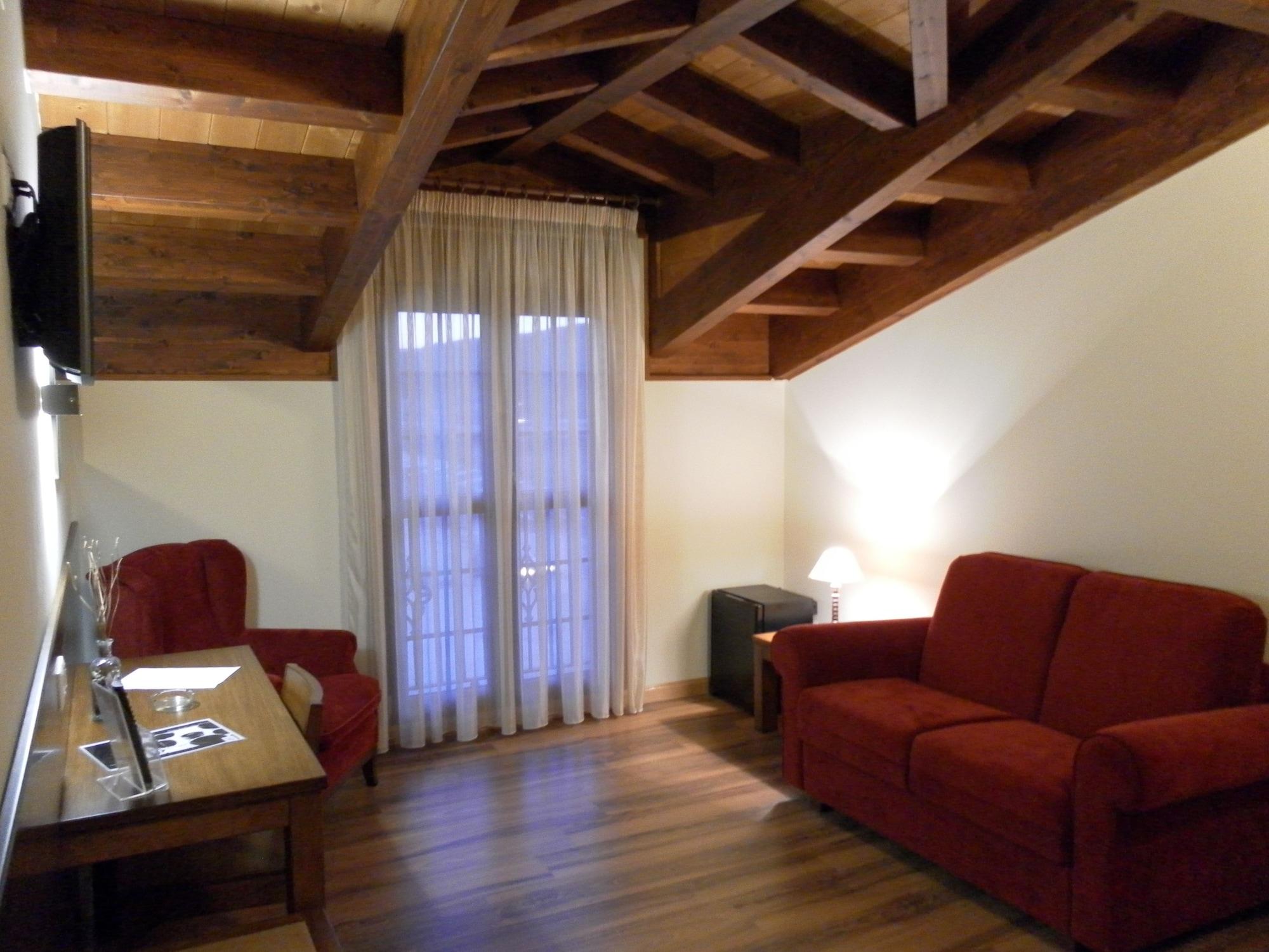 Hotel Milagros Rio Riaza Εξωτερικό φωτογραφία