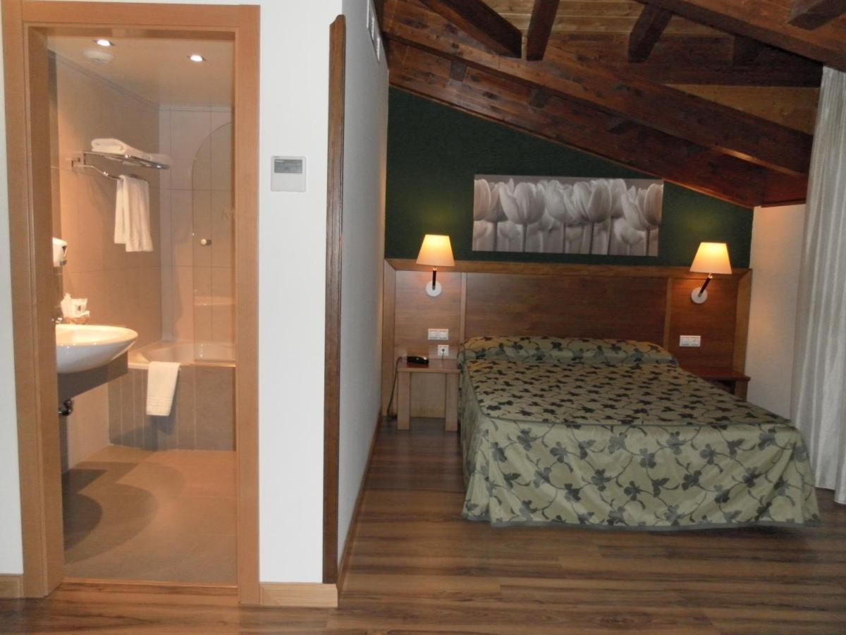 Hotel Milagros Rio Riaza Εξωτερικό φωτογραφία